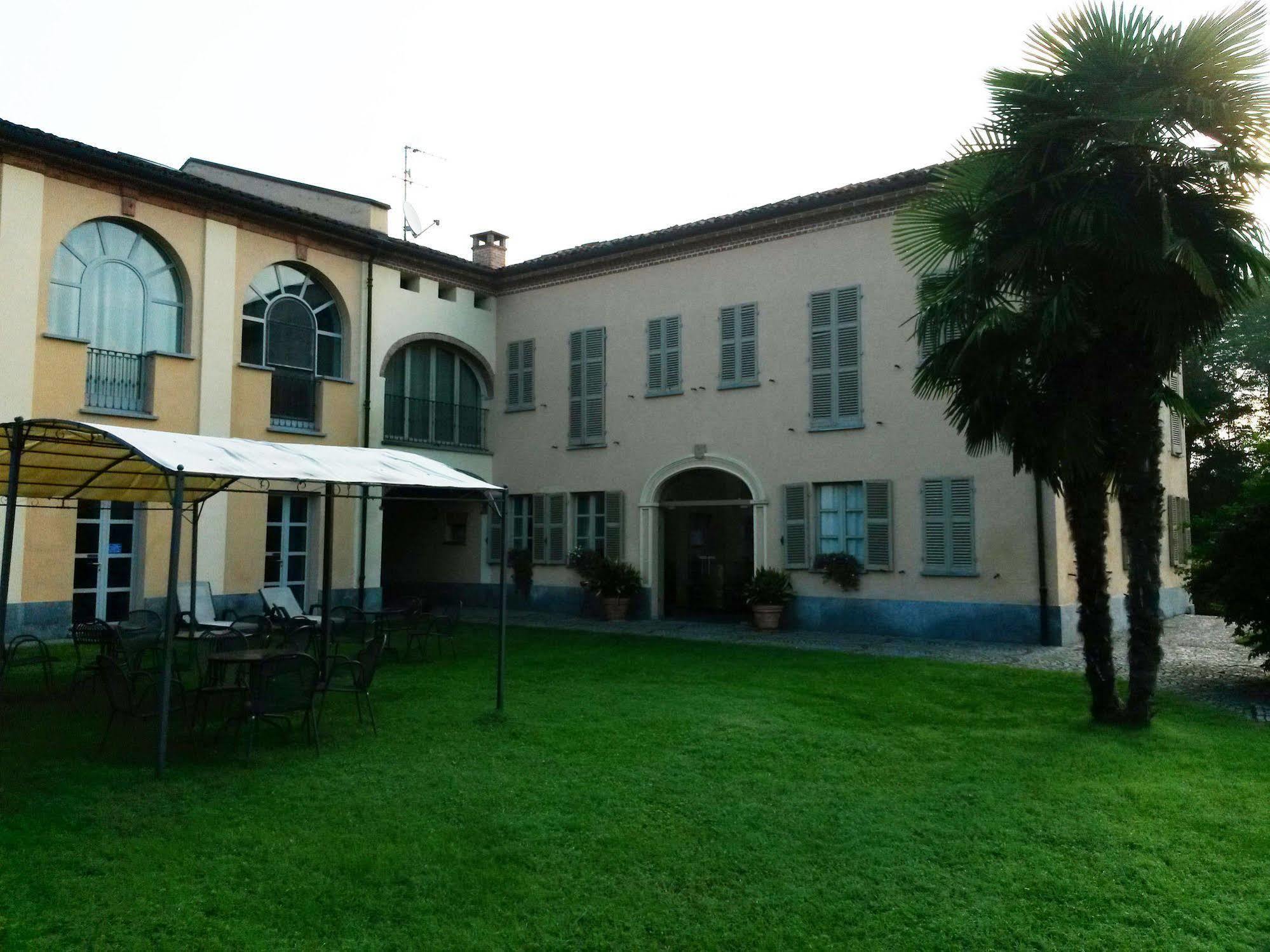 La Regibussa - Hotel Ristorante Asti Exterior foto